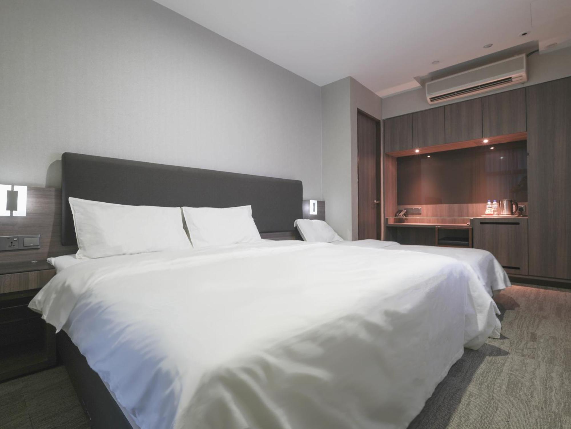 Amrise Hotel Kitchener Singapura Exterior foto
